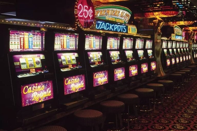 Jungle Treasure themed mobile slots view on apk 2022 for Bangladesh